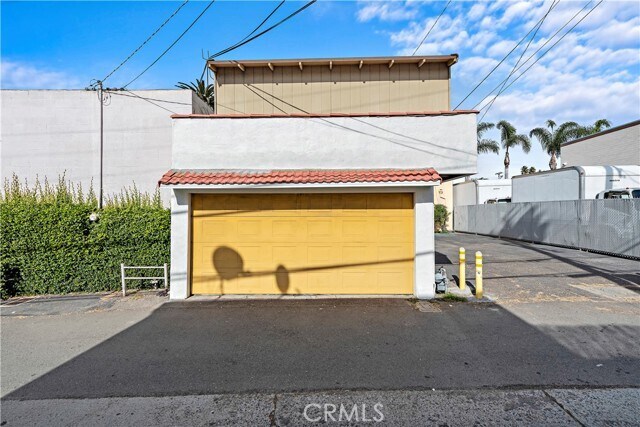 Building Photo - 1604 N El Camino Real