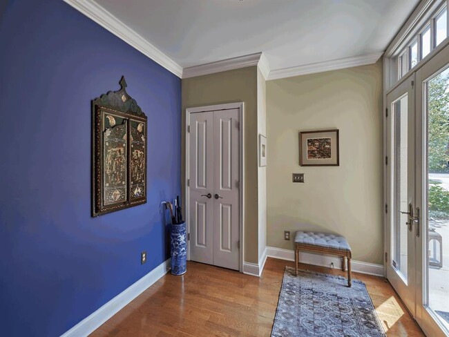 Building Photo - 6470 Meridian Pkwy