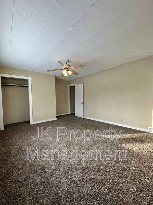 Foto del edificio - 1012 7th Ave S