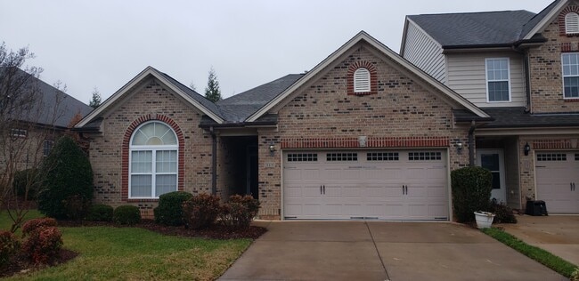 Foto del edificio - 315 St Nicholas Trail