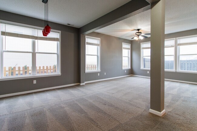 Building Photo - 3758 Gray Heather Ln