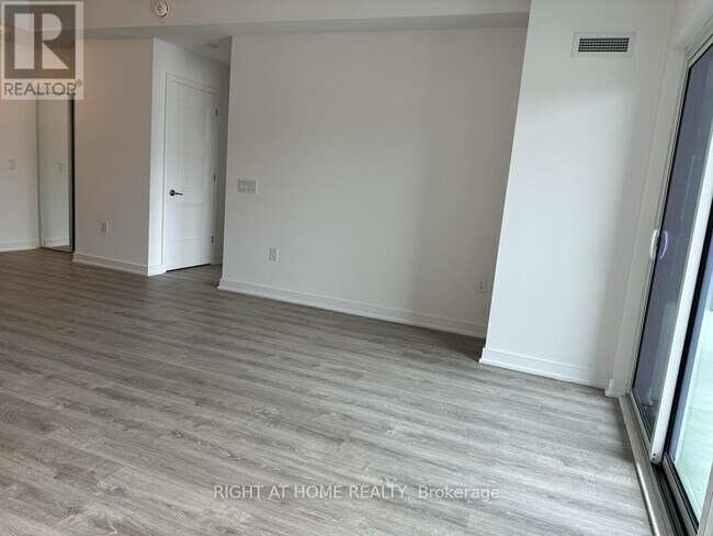 Photo du bâtiment - 25 Neighbourhood Ln.