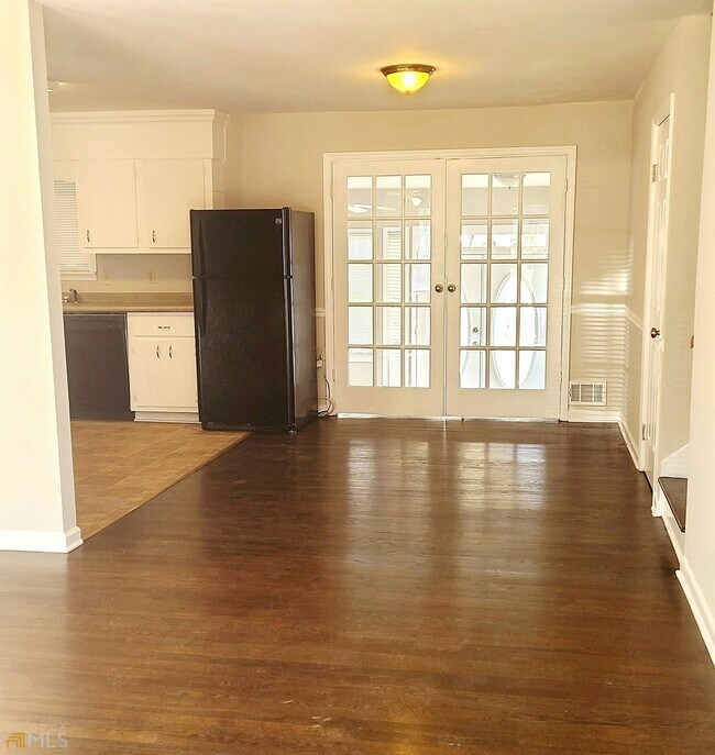 Building Photo - 6108 Mt Zion Blvd