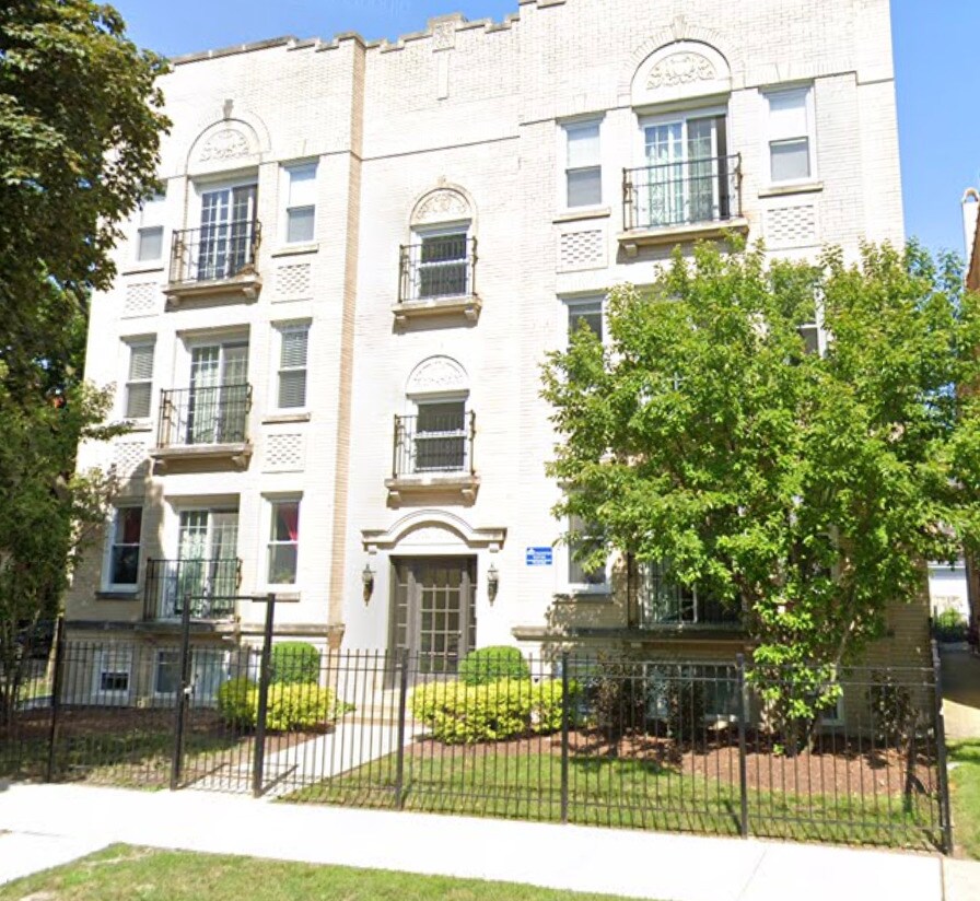 Primary Photo - 7257 N Bell Ave