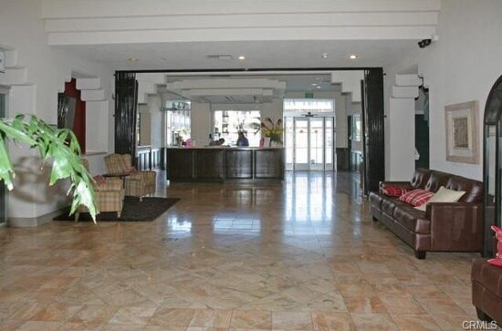 Foto principal - 11630 Warner Ave