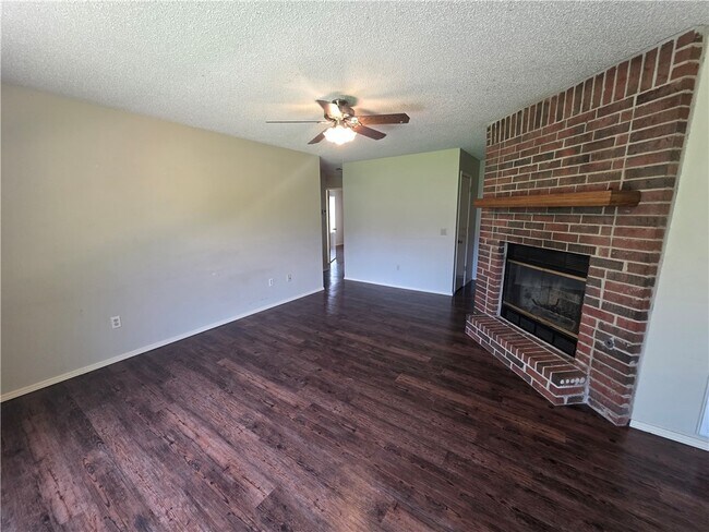 Foto del edificio - 2703 W Beech St