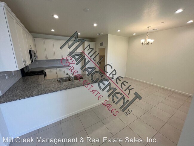 Foto del edificio - 3 br, 2 bath House - 3945 W. Nellis AVe