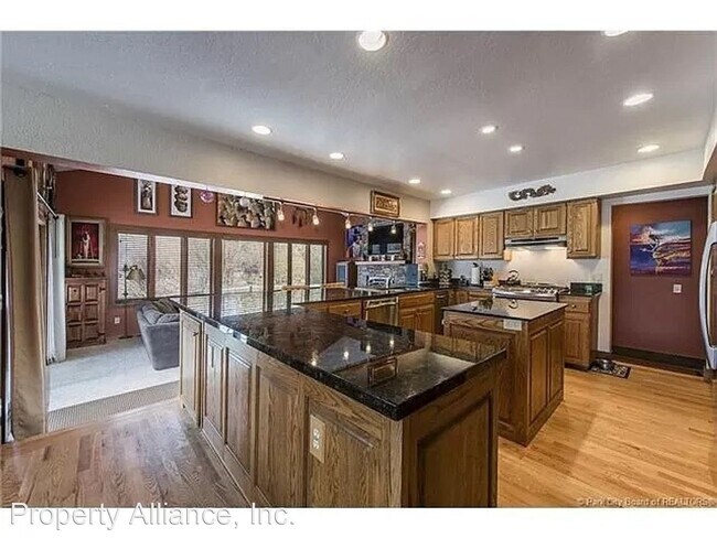 Foto del edificio - 6 br, 4 bath House - 2881 Hackney Court