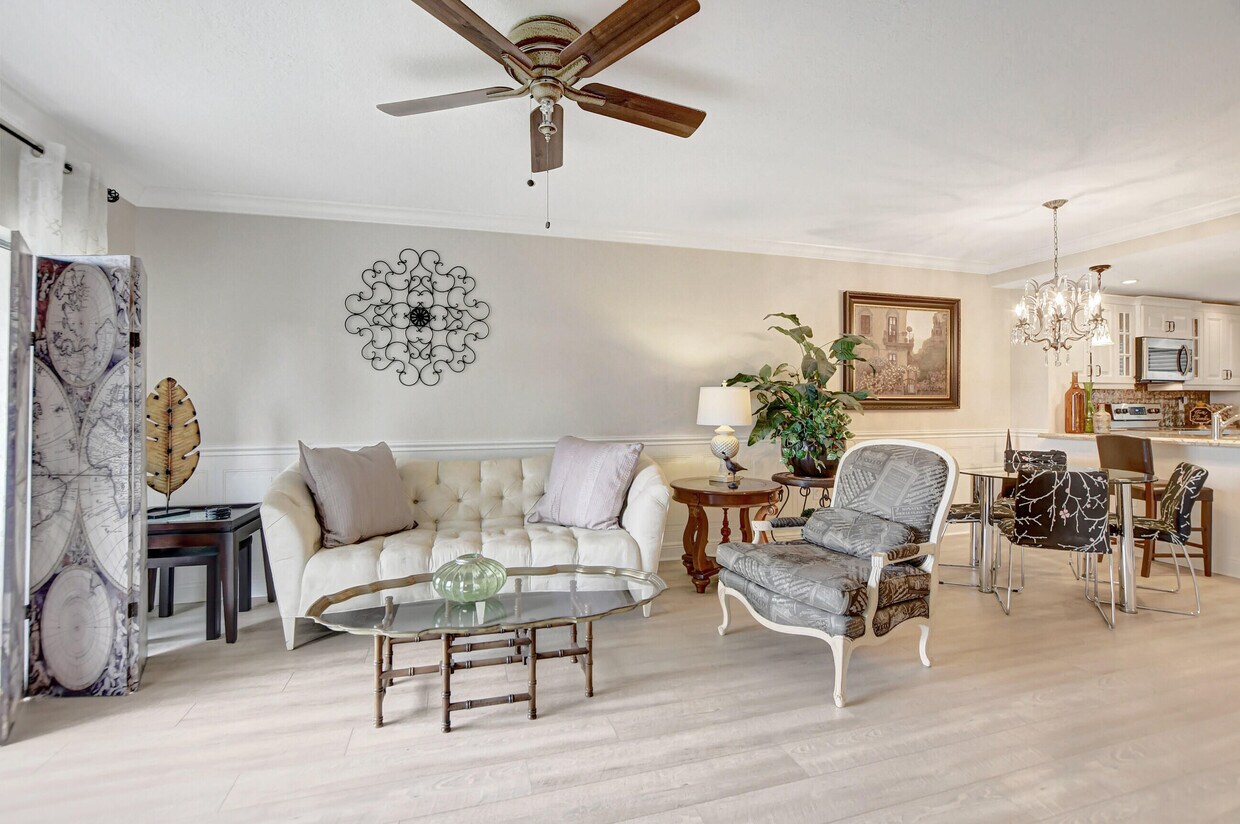 Foto principal - 9810 Marina Blvd