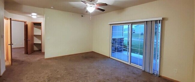 Foto del edificio - $1225 | 2 Bedroom, 2 Bathroom Condo | No Pets* | Available for Immediate Move In!