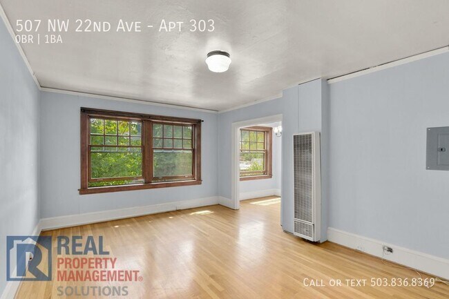 Foto del edificio - Appealing Top Unit Studio in the Desired A...