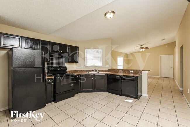 Building Photo - 7448 Little Pond Ct