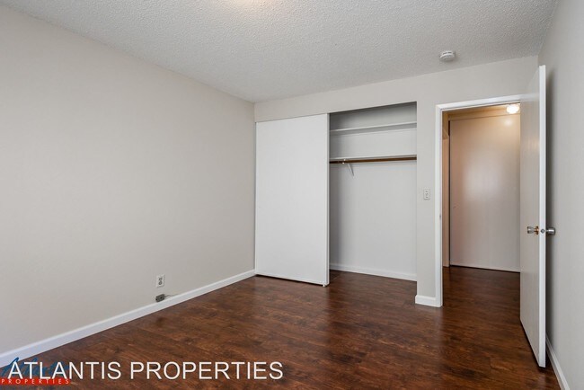 Foto del edificio - 4005 Will Rogers Dr