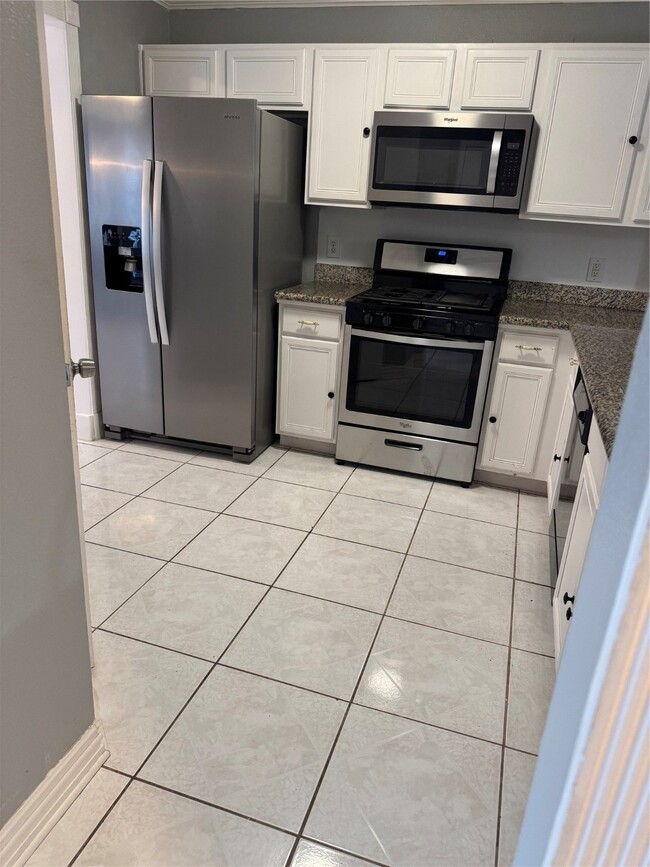 Building Photo - 11123 Cayman Mist Dr