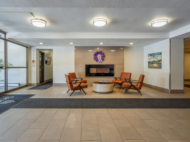 Photo du bâtiment - Centennial Park Place Apartments