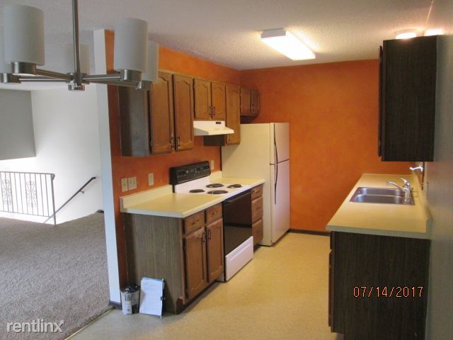 Foto del edificio - 716 Great Plains Ct