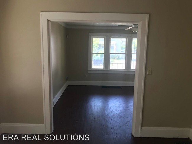 Foto del edificio - 2 br, 1 bath House - 1566 Myrtle Ave.