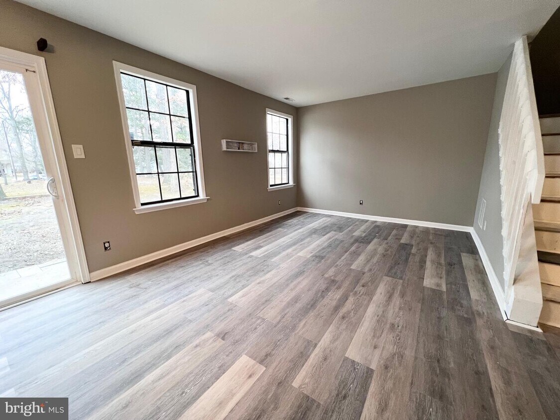 1025 Baywood Dr, Monroe, NJ 08094 Townhome Rentals in Monroe NJ