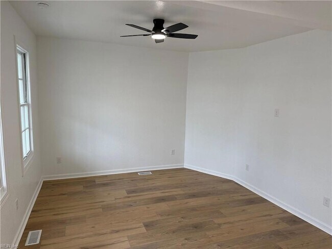 Foto del edificio - 1440 Lasalle Ave