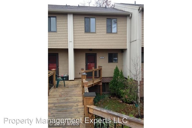 Building Photo - 15259 Coachman Ter