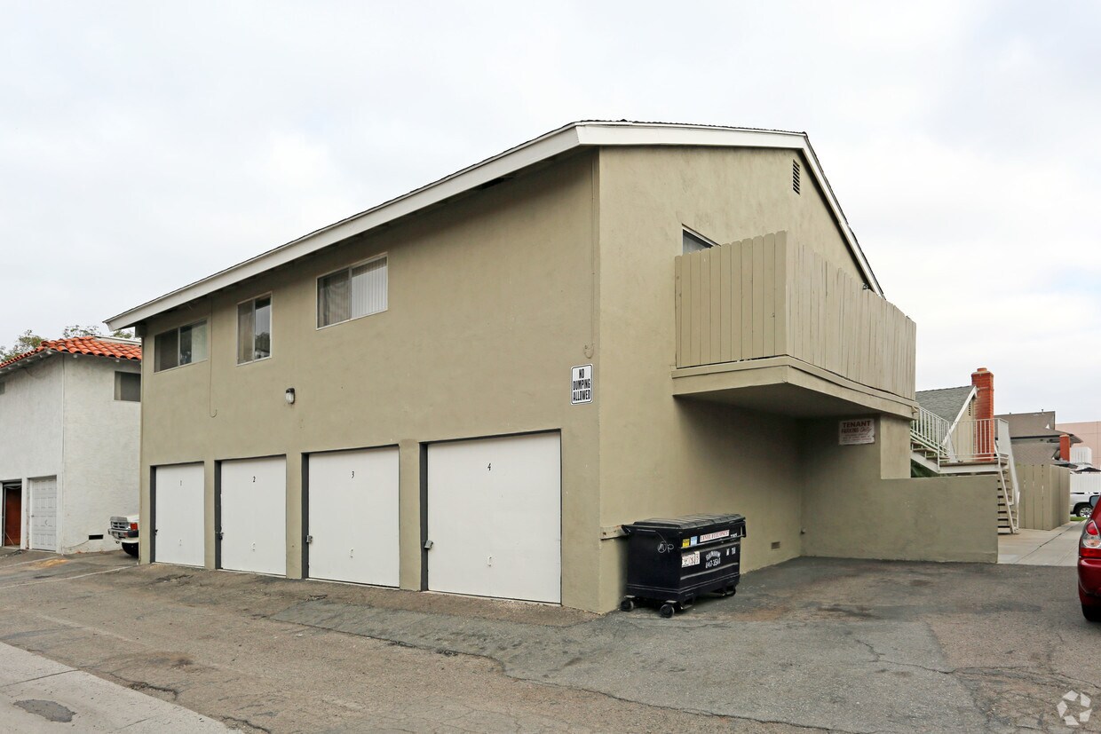 Foto del edificio - 7262 La Mancha Cir