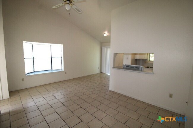 Foto del edificio - 1108 Georgetown Rd