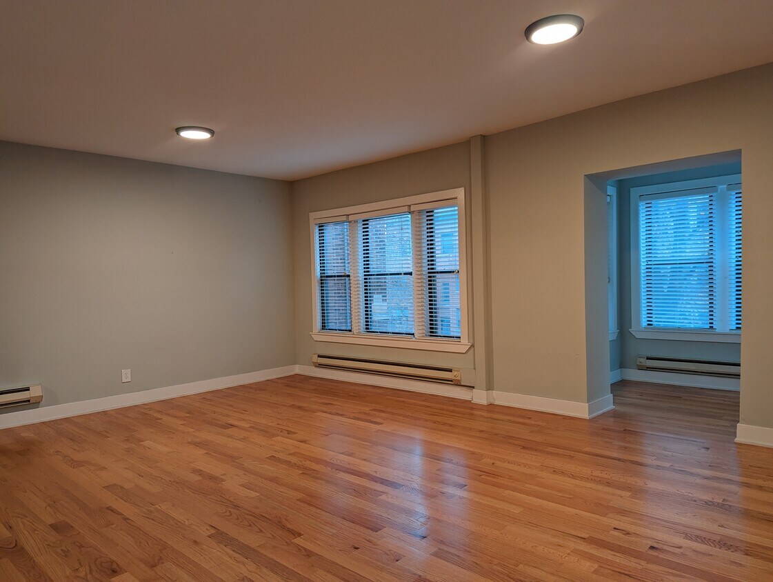 Foto principal - 4419 N Wolcott Ave