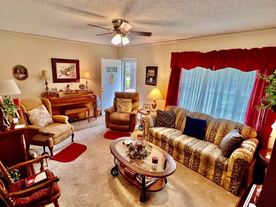 Foto principal - 1005 Kalmia St