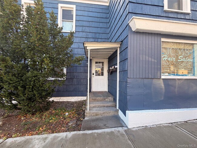 Foto del edificio - 42 E Main St