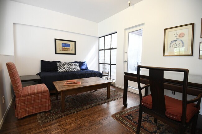 Foto del edificio - 23 Midway St