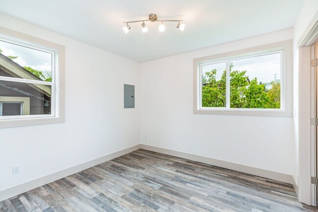 Building Photo - 4216 S Bozeman St