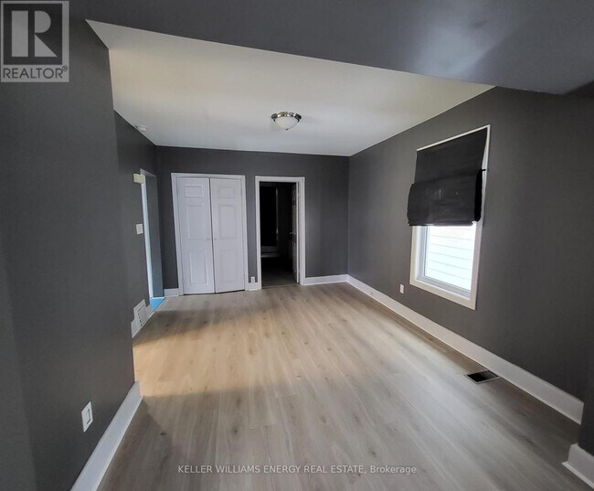 Photo du bâtiment - 225 Gibbons St