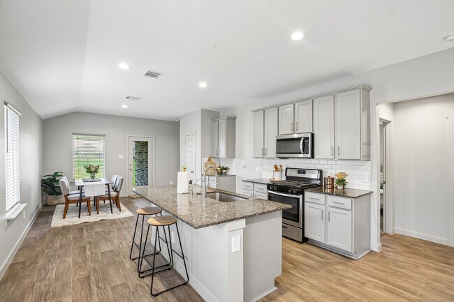 Building Photo - 1514 Truckee River Dr