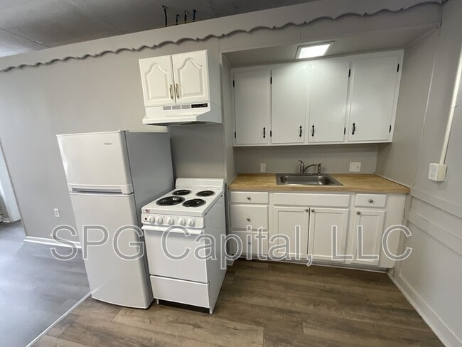 Foto del edificio - 8-12 Center Square