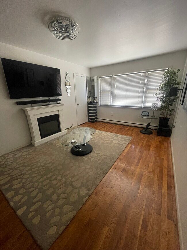 Foto del edificio - 287 Perry Ave