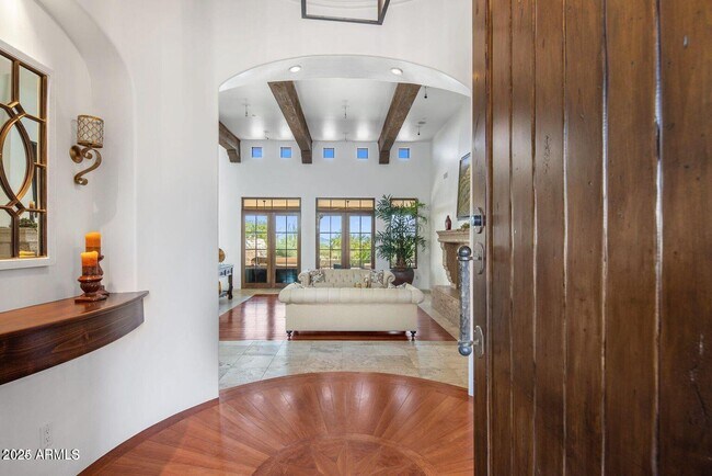 Foto del edificio - 9290 E Thompson Peak Pkwy