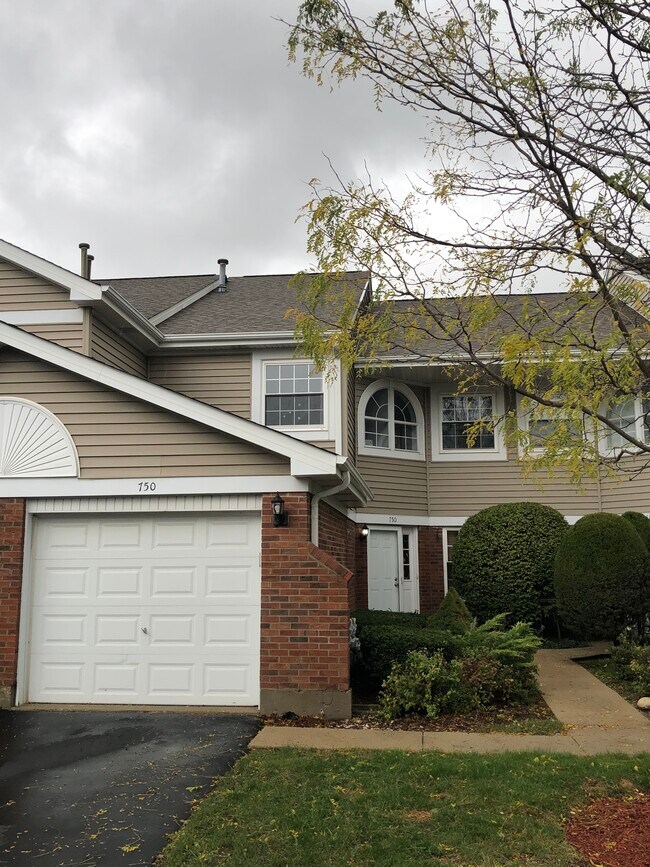 750 W Happfield Dr, Arlington Heights, IL 60004 Townhome Rentals in