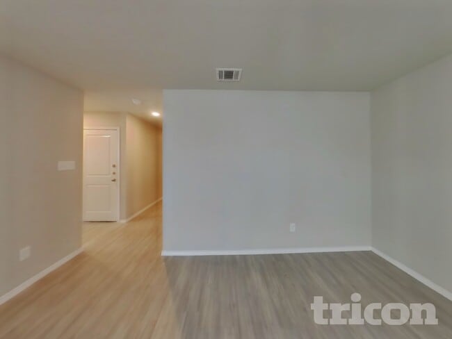 Building Photo - 13722 Dariens Path