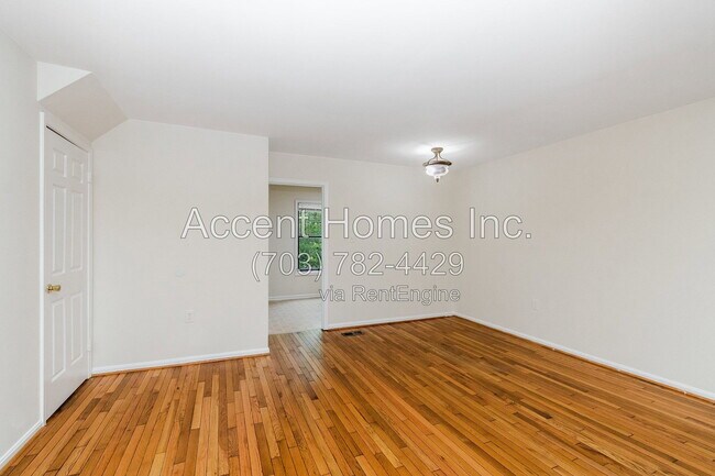 Photo - 5404 Barrister Place Townhome