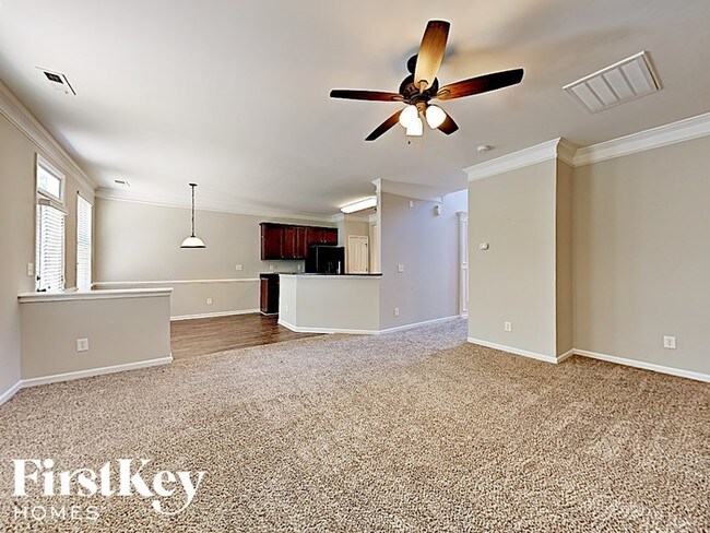 Foto del edificio - 11729 Oak St