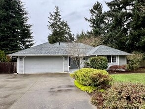 Building Photo - 7042 44th Ave NE