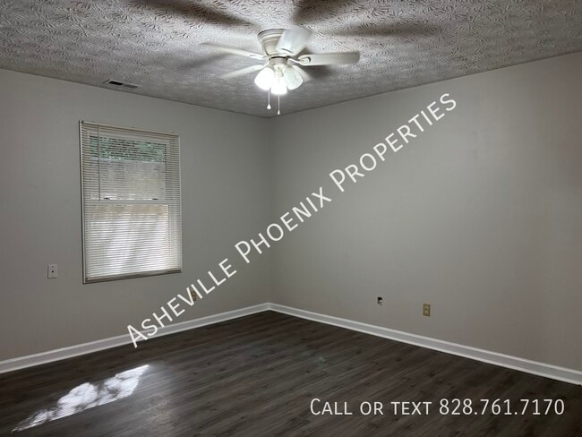 Foto del edificio - 8 Mountain View Rd