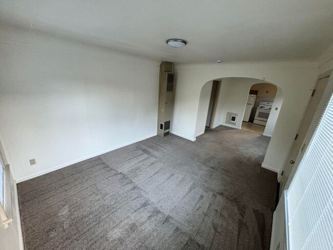 Building Photo - Cozy Two Bedroom Home in Salem