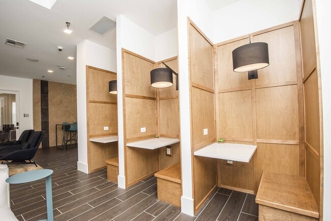 Photo - Flagship Kerns Apartments