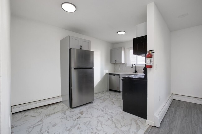 Building Photo - Pine Meadows at Pemberton