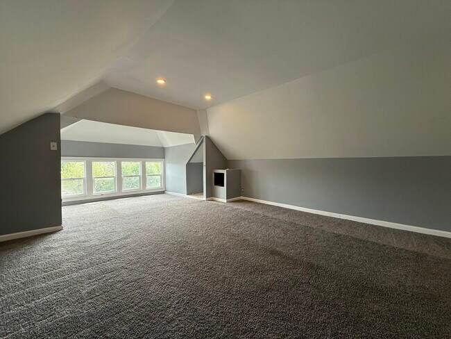 Foto del edificio - 1561 W Grand Blvd