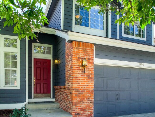 Building Photo - Gorgeous 4 Bed/3.5 Bath Home for Rent!