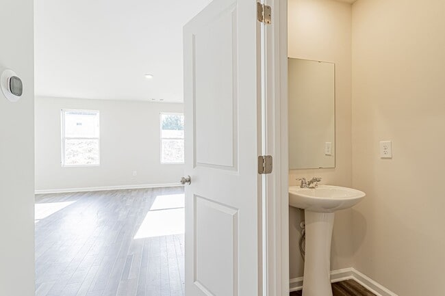 Building Photo - Brand New Home in Boiling Springs
