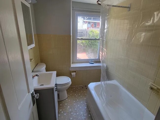 Foto del edificio - 3929 Terrace St