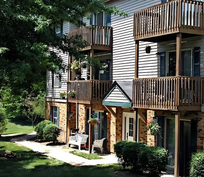 Building Photo - Heatherbrook